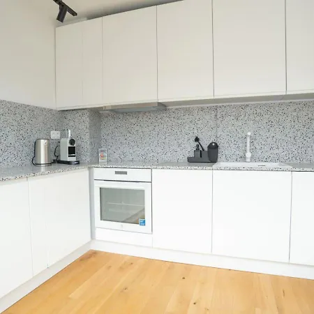5-star Penthouse With Private Jacuzzi At Elite Comfort Budapest