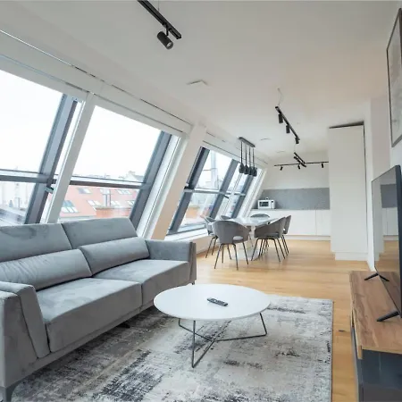 5-star Penthouse With Private Jacuzzi At Elite Comfort * Budapešť